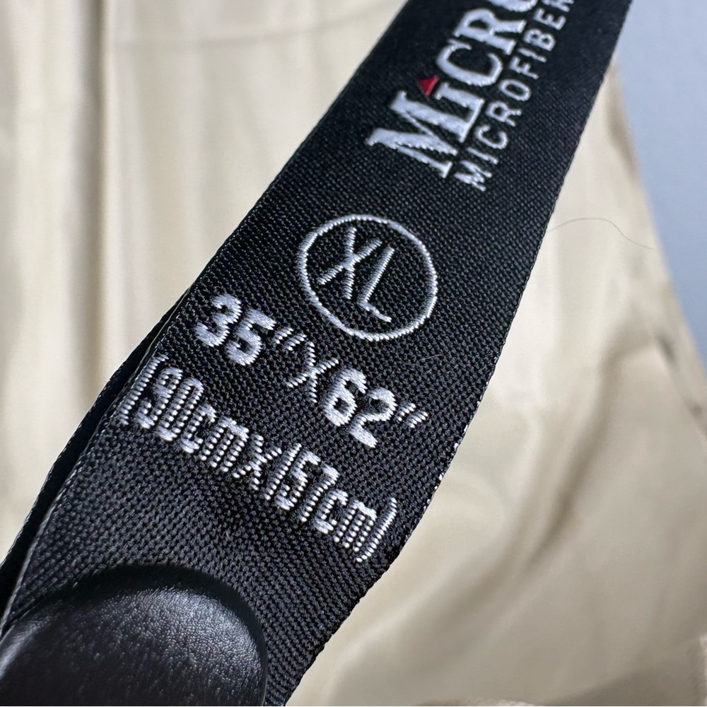 MicroNet Microfiber Towel XL - Picture 5 of 6